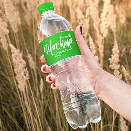 Preview_mockup_small_free-water-bottle-in-hand-psd-mockup-in-4k