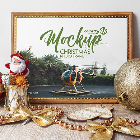 Preview_mockup_small_free-christmas-photo-frame-mockup-in-4k