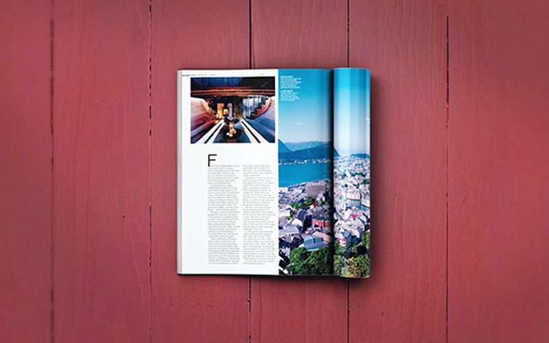 69 25 premium and free magazine psd mockups